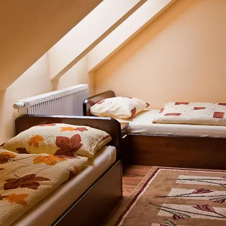 Eliasz * סיאנוז'טי